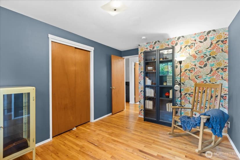 Property photo for 19405 58th Avenue Ne, Kenmore photo 25