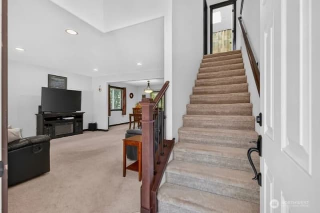 Property photo for 6608 184th Drive Se, Snohomish photo 4