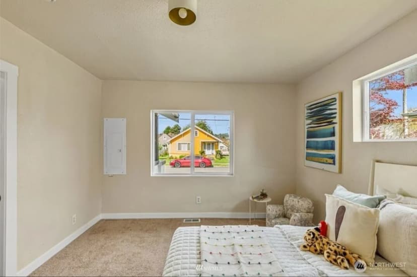 Property photo for 328 Meadow N, Renton photo 14