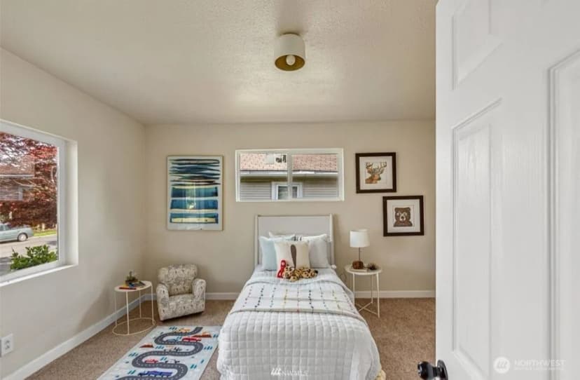 Property photo for 328 Meadow N, Renton photo 13