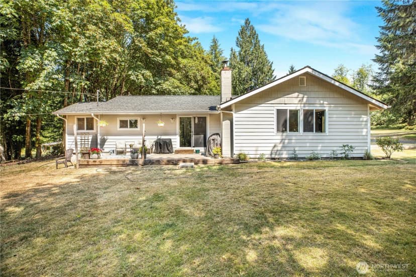 Property photo for 180 Dewatto Road W, Seabeck photo 5