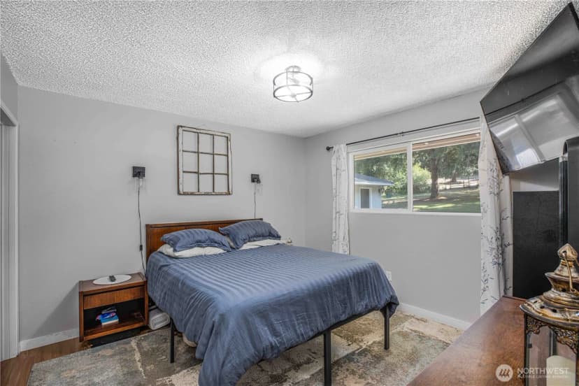 Property photo for 180 Dewatto Road W, Seabeck photo 17