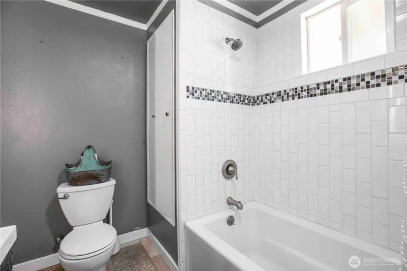 Property photo for 180 Dewatto Road W, Seabeck photo 21
