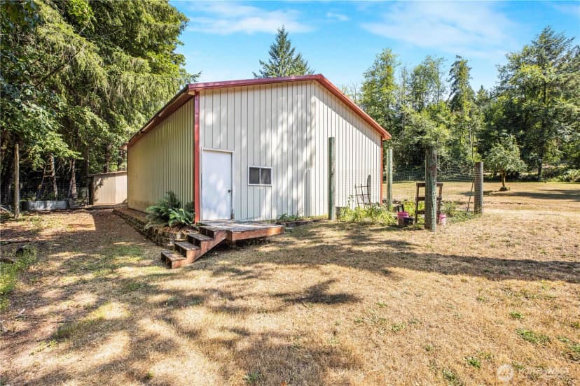 Property photo for 180 Dewatto Road W, Seabeck photo 29