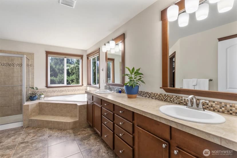 Property photo for 18018 James Street, Snohomish photo 15