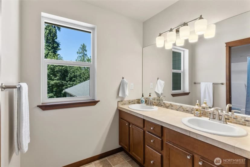 Property photo for 18018 James Street, Snohomish photo 18