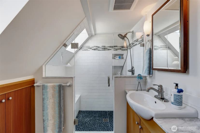 Property photo for 3110 Portage Bay Place E #b, Seattle photo 24