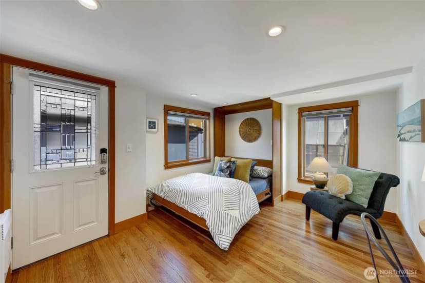 Property photo for 3110 Portage Bay Place E #b, Seattle photo 9