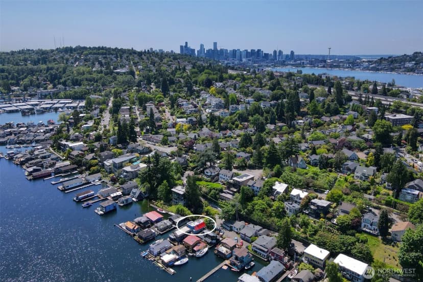 Property photo for 3110 Portage Bay Place E #b, Seattle photo 30