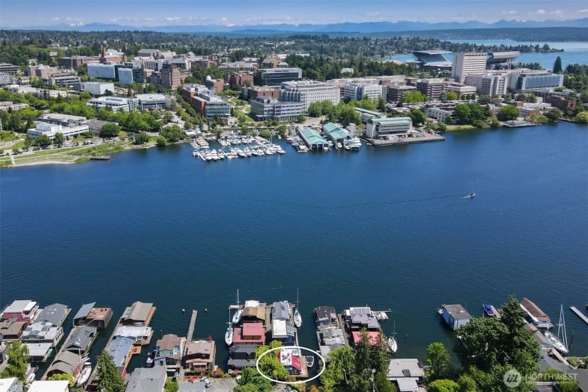 Property photo for 3110 Portage Bay Place E #b, Seattle photo 34