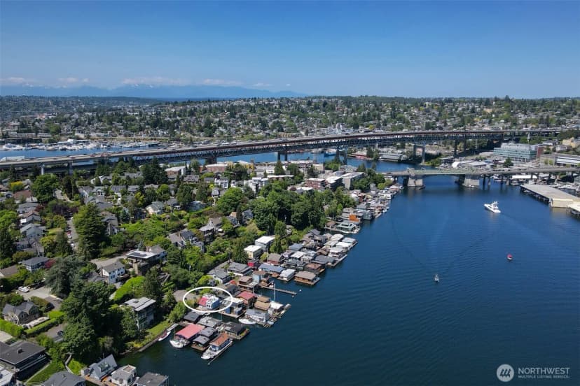 Property photo for 3110 Portage Bay Place E #b, Seattle photo 32