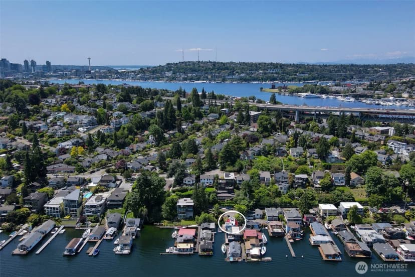 Property photo for 3110 Portage Bay Place E #b, Seattle photo 31