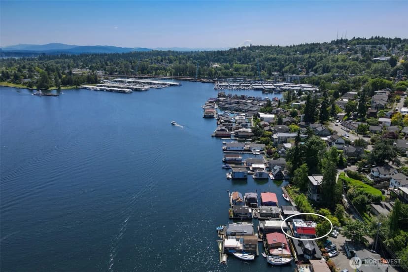 Property photo for 3110 Portage Bay Place E #b, Seattle photo 29