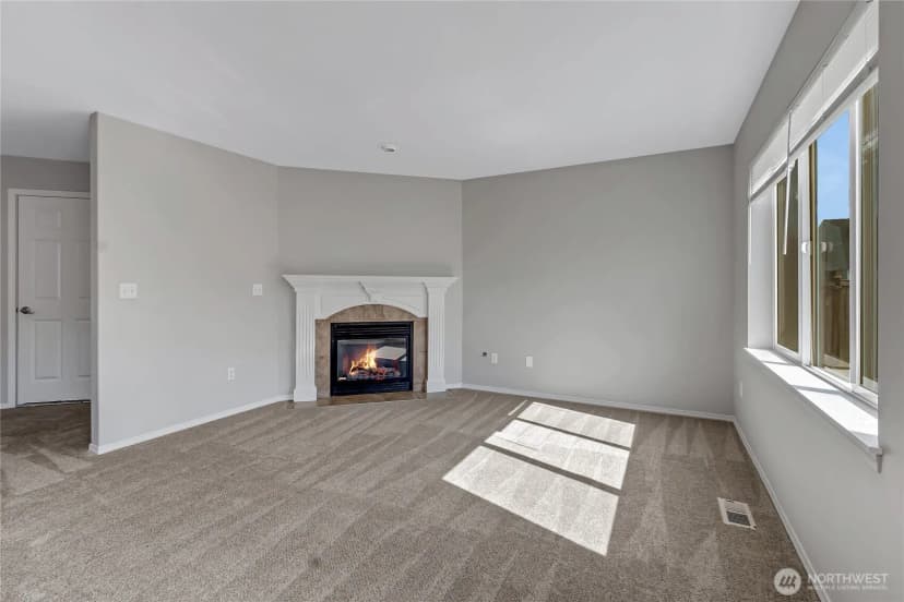 Property photo for 1401 Riddell Avenue Ne, Orting photo 12