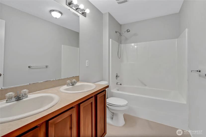 Property photo for 1401 Riddell Avenue Ne, Orting photo 18