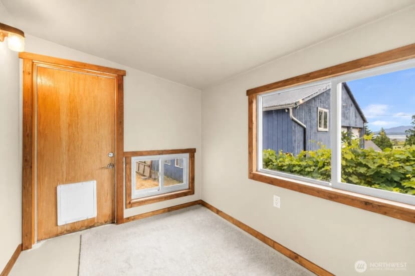 Property photo for 4582 Guemes Way, Ferndale photo 24