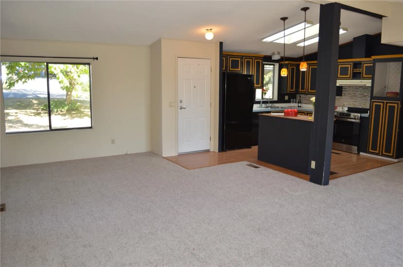 Property photo for 4582 Guemes Way, Ferndale photo 8