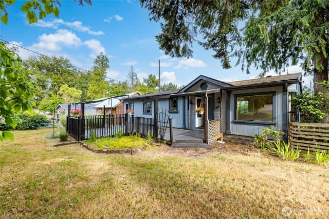 Property photo for 4582 Guemes Way, Ferndale