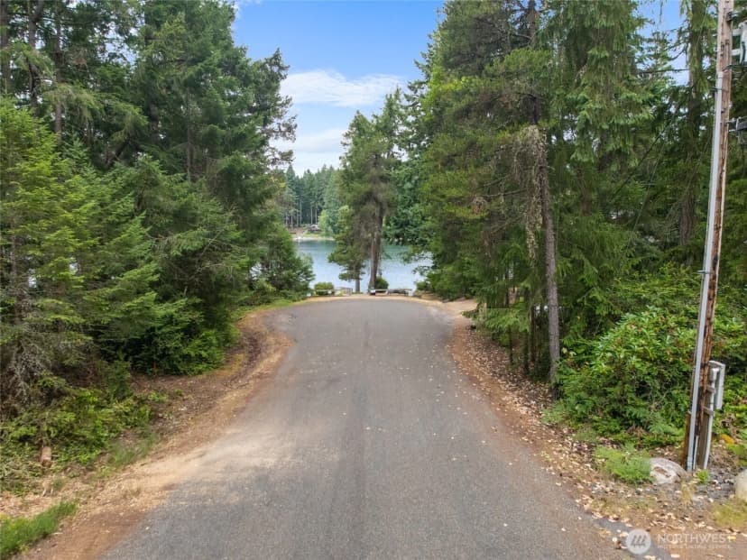 Property photo for 10718 Trout Place, Anderson Island photo 17