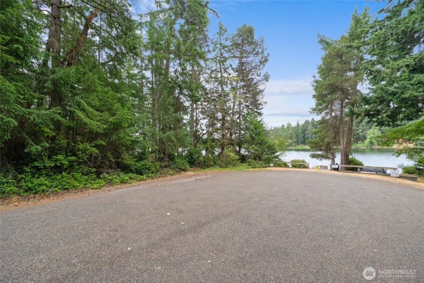 Property photo for 10718 Trout Place, Anderson Island photo 11
