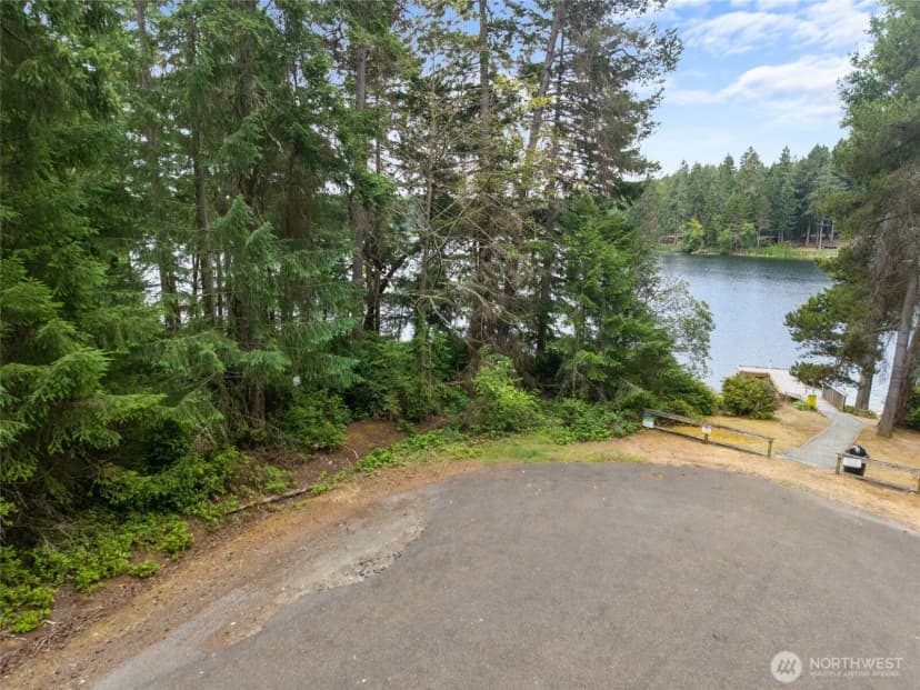Property photo for 10718 Trout Place, Anderson Island photo 16