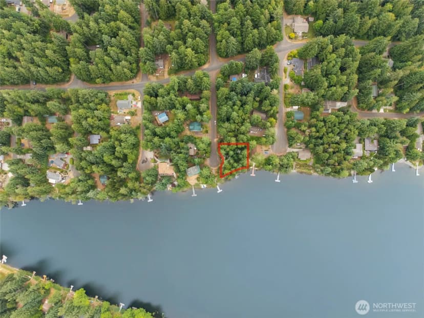 Property photo for 10718 Trout Place, Anderson Island photo 2