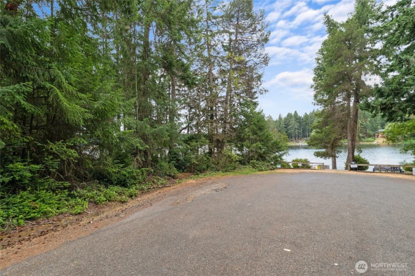 Property photo for 10718 Trout Place, Anderson Island photo 9