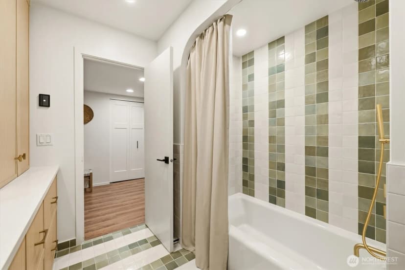 Property photo for 14317 Se 49th Street, Bellevue photo 31