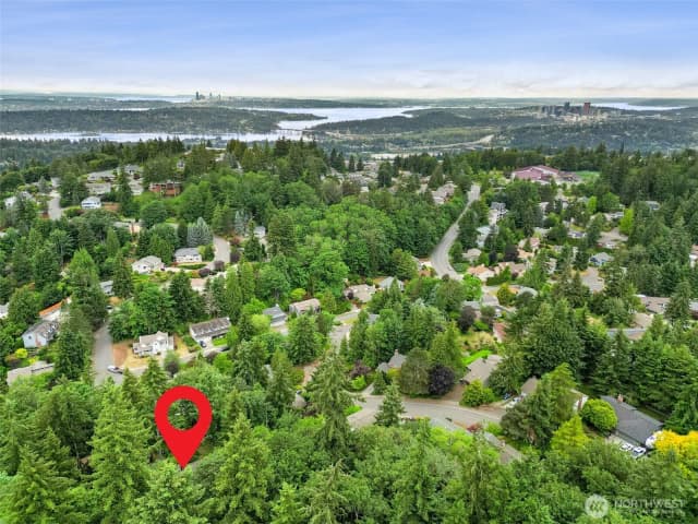 Property photo for 14317 Se 49th Street, Bellevue photo 3