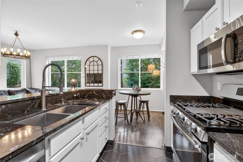 Property photo for 503 225th Lane Ne #f101, Sammamish photo 15