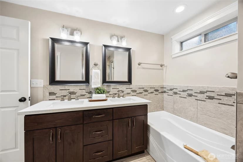 Property photo for 15438 Se 42nd Street, Bellevue photo 12
