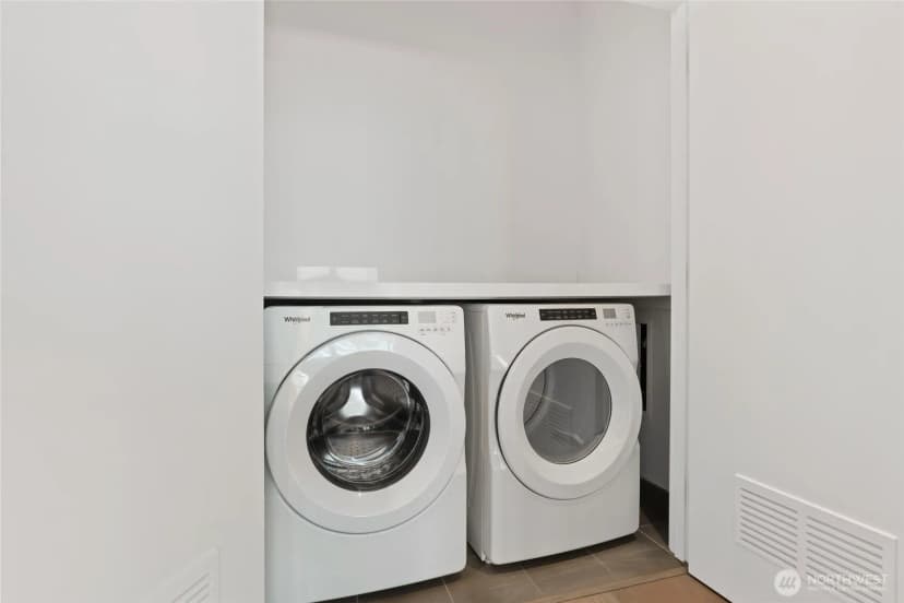 Property photo for 188 Bellevue Way Ne #2102, Bellevue photo 20