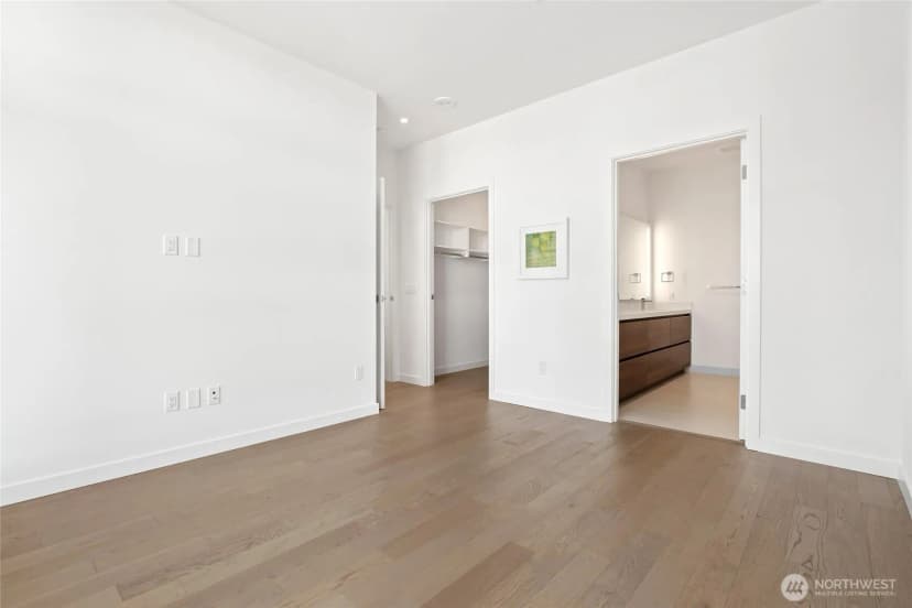 Property photo for 188 Bellevue Way Ne #2102, Bellevue photo 22