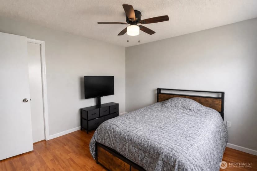 Property photo for 4288 N Northgate Drive, Oak Harbor photo 13