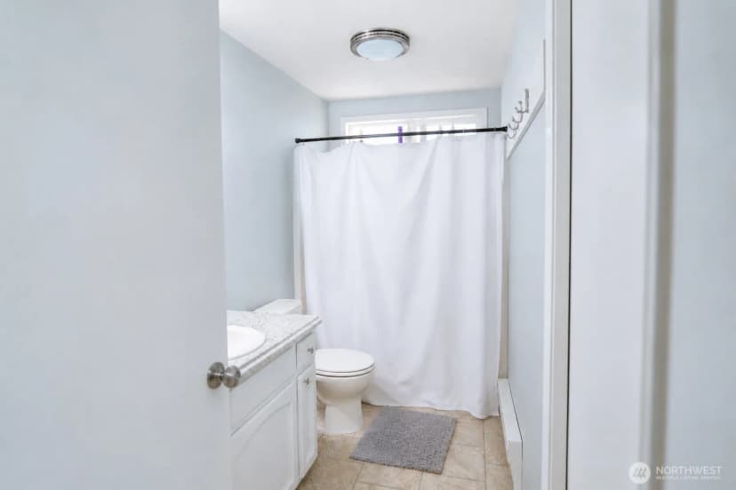 Property photo for 4288 N Northgate Drive, Oak Harbor photo 9