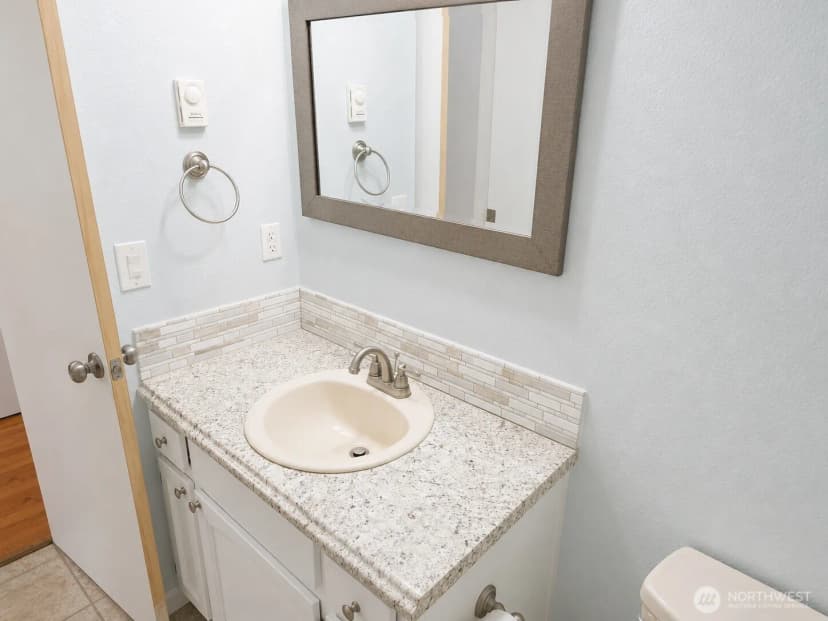 Property photo for 4288 N Northgate Drive, Oak Harbor photo 10