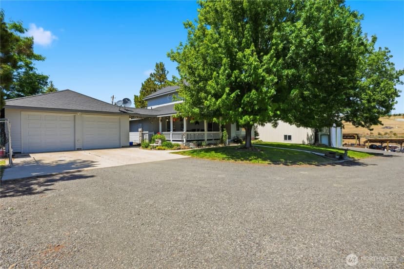 Property photo for 530 Wakatak Road, Yakima photo 3
