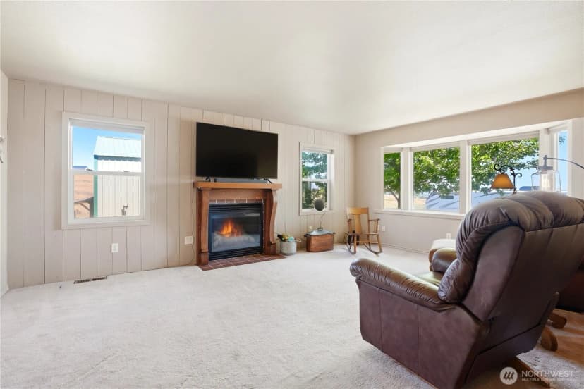 Property photo for 530 Wakatak Road, Yakima photo 8