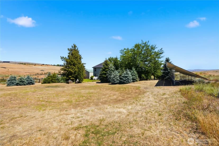 Property photo for 530 Wakatak Road, Yakima photo 34