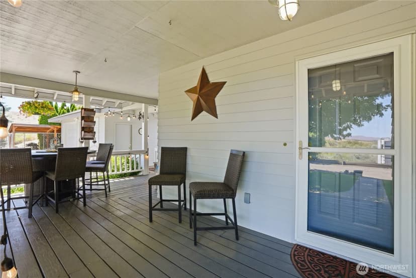Property photo for 530 Wakatak Road, Yakima photo 5