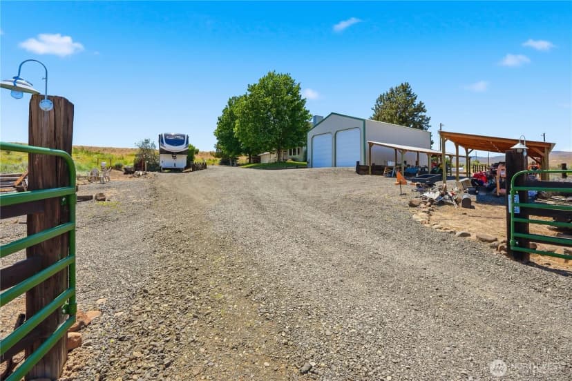 Property photo for 530 Wakatak Road, Yakima photo 40