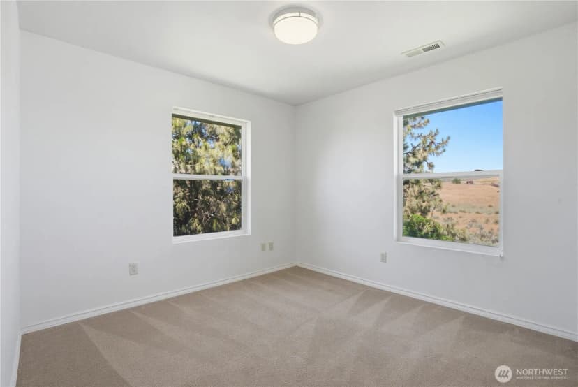 Property photo for 530 Wakatak Road, Yakima photo 24