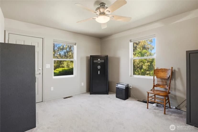 Property photo for 530 Wakatak Road, Yakima photo 11