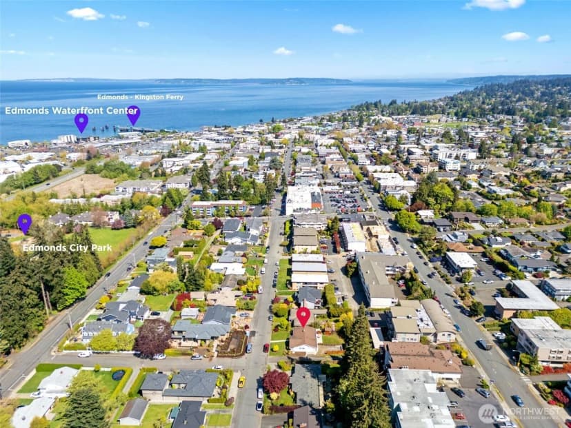 Property photo for 555 4th Avenue S, Edmonds photo 34