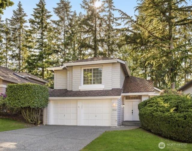 Property photo for 3541 252nd Place Se, Sammamish photo 2