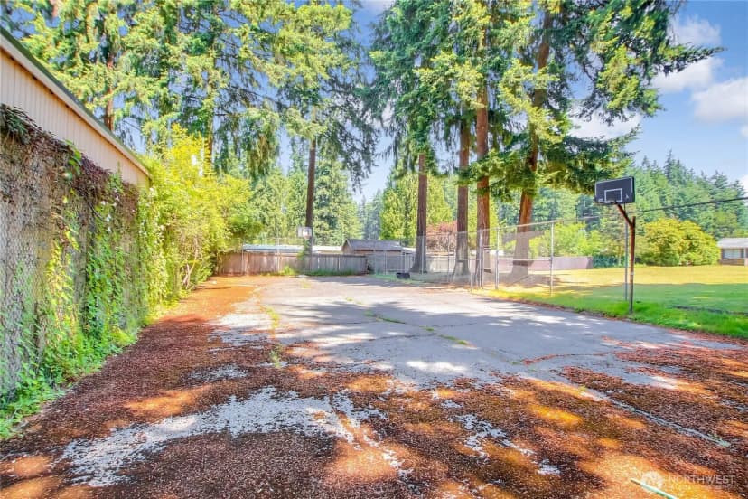 Property photo for 3232 206th Place Se, Bothell photo 34