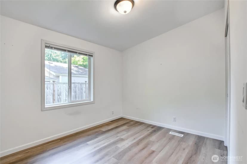 Property photo for 3232 206th Place Se, Bothell photo 18