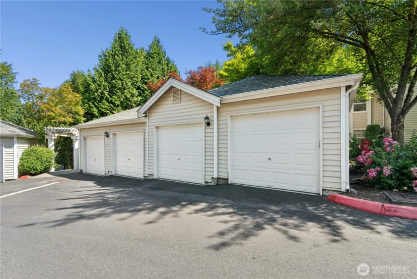 Property photo for 2300 Jefferson Avenue Ne #e121, Renton photo 18