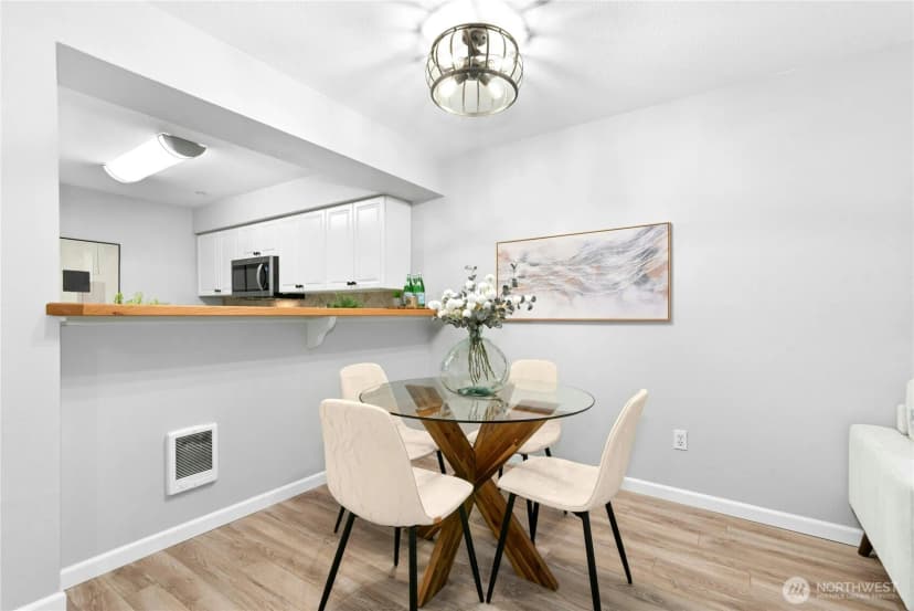 Property photo for 2300 Jefferson Avenue Ne #e121, Renton photo 8