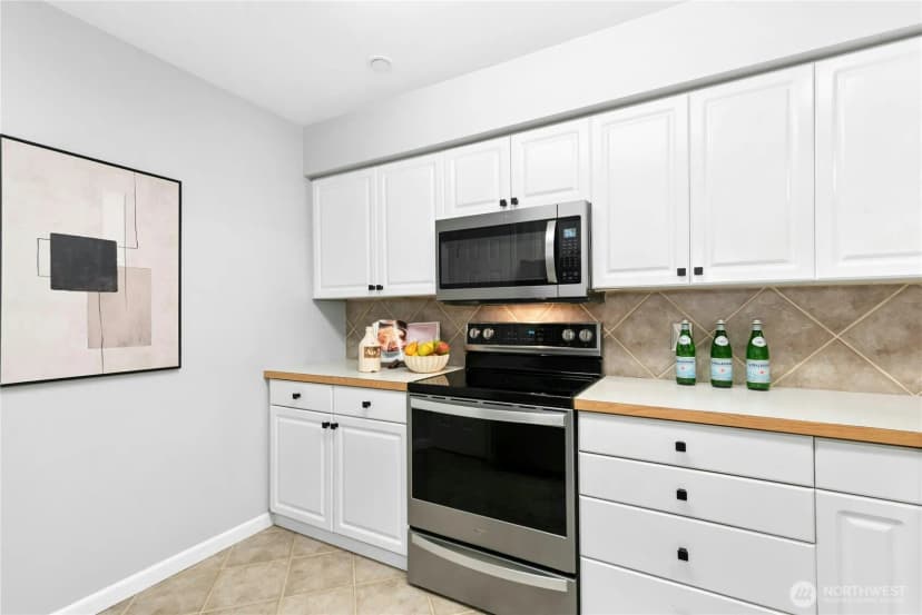 Property photo for 2300 Jefferson Avenue Ne #e121, Renton photo 10